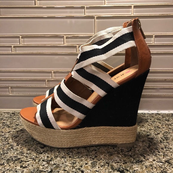 JustFab Cross Strap Wedge - Picture 3 of 6